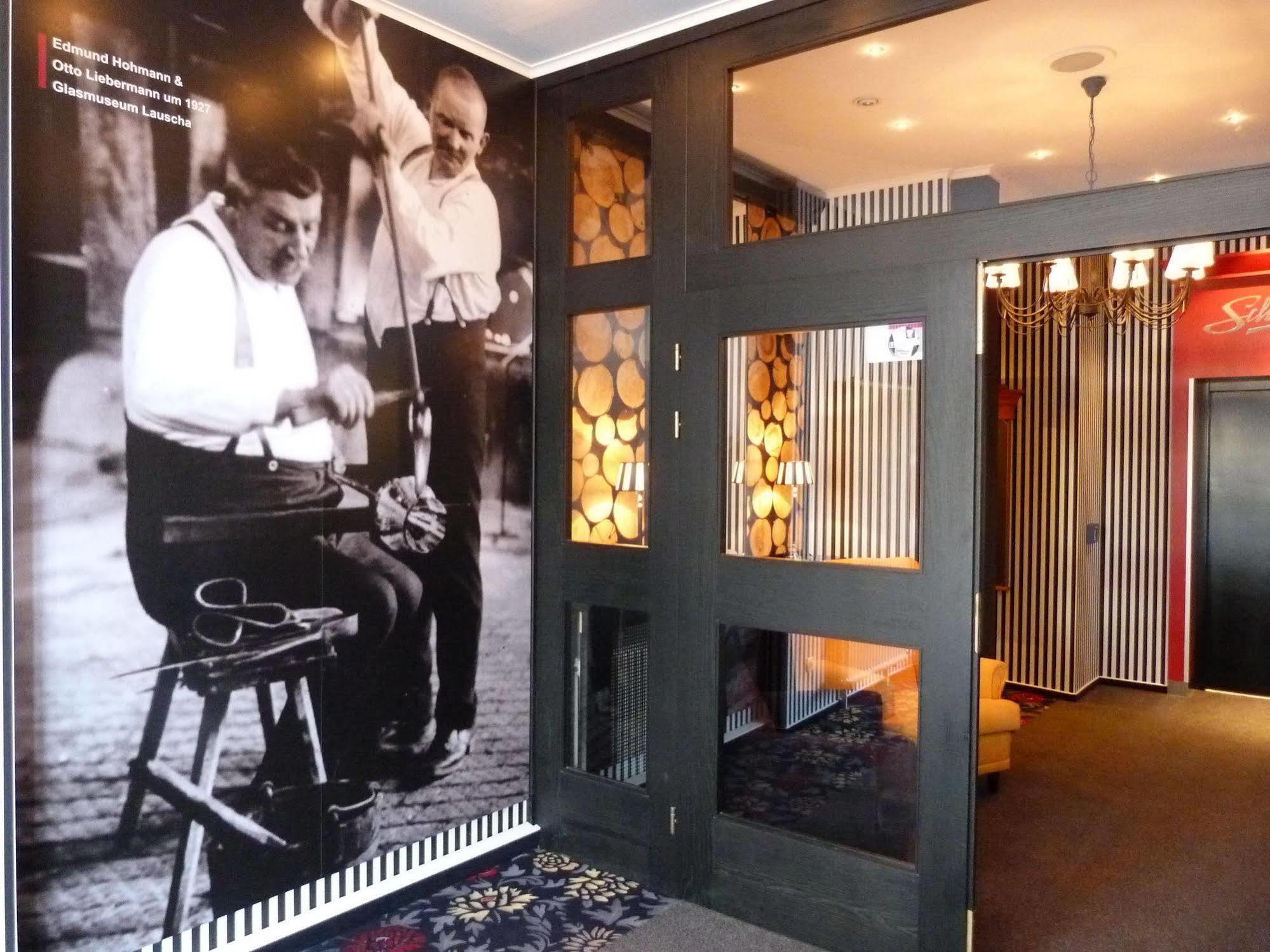 Hotel Schieferhof - Glaslust Neuhaus am Rennweg Dış mekan fotoğraf